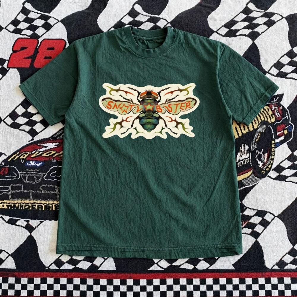 Snappy Lobster Bee Graphic Dark Green T-shirt